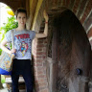 Meet your Posher, Gina